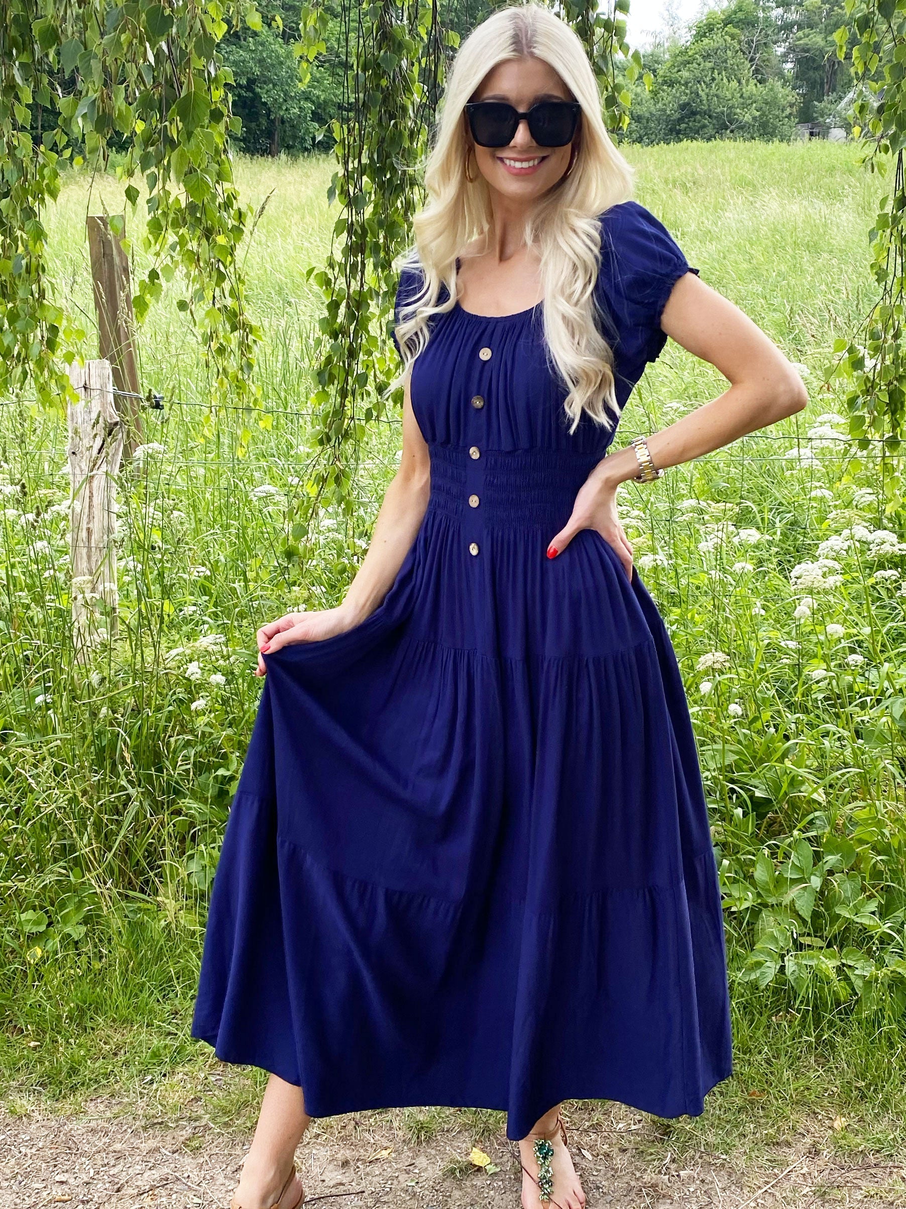 Gracia - Klänning med träknappar